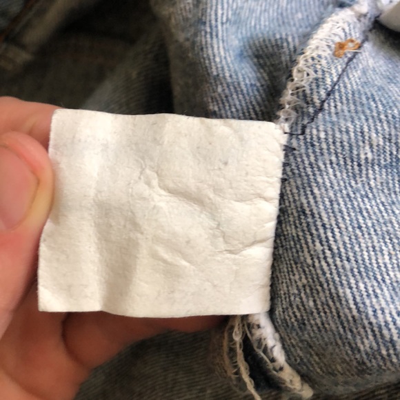 Levi’s Vintage High Rise Light Wash Shorts - Picture 8 of 8